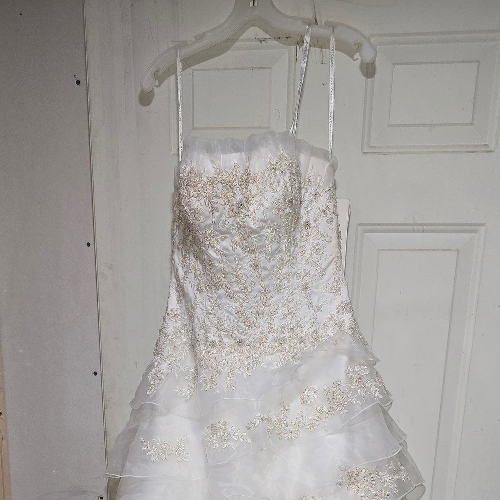 Elegant White Layered Wedding Dress + 2 tier slip + bridal fascinator